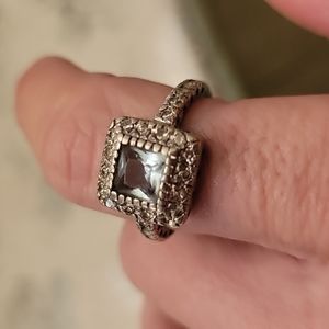 Vintage sterling and square cut blue Topaz ring size7